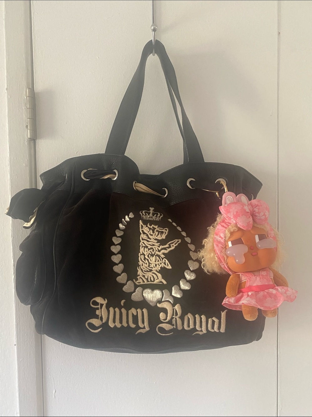 Y2K vintage Daydreamer Juicy  Couture Black Suede bag 👜 w/free crybaby charm 💗